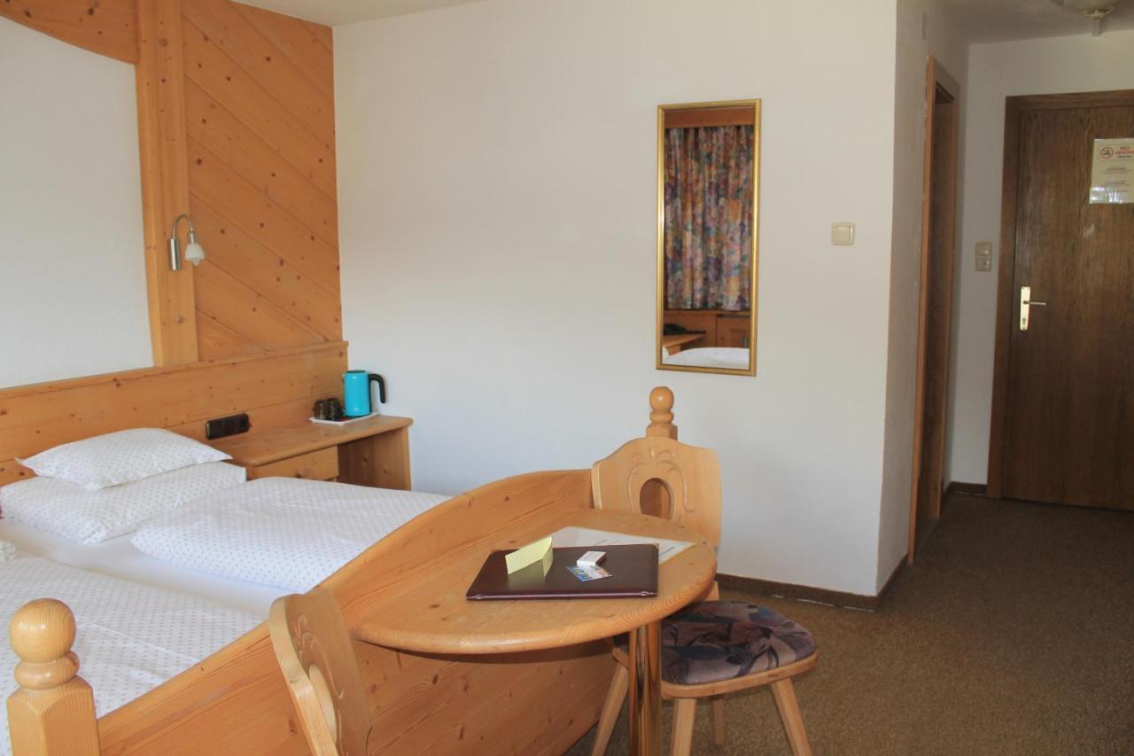 Martinshof Bed & Breakfast Obergurgl Bagian luar foto